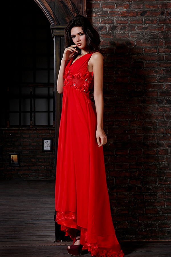 Super Deluxe V-neck Red Formal Evening Gown - Click Image to Close